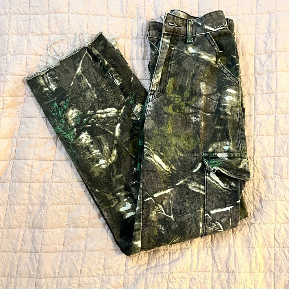 High Rise Straight Leg/ Baggy Jeans